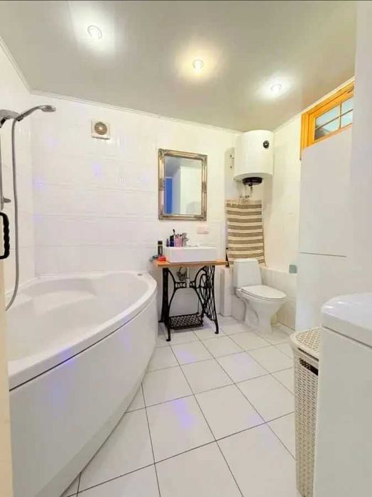 Дава се под наем Двустаен апартамент в София, Център - 55 кв.м за 402.9 € - Снимка #3