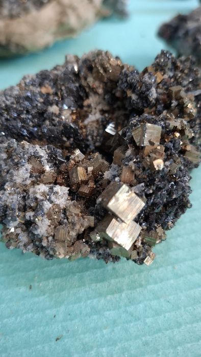 Планински кристали