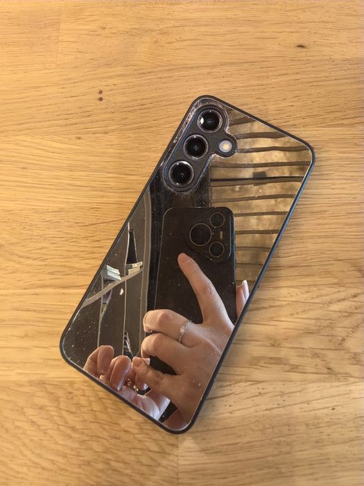 Samsung s 24 256 GB като нов