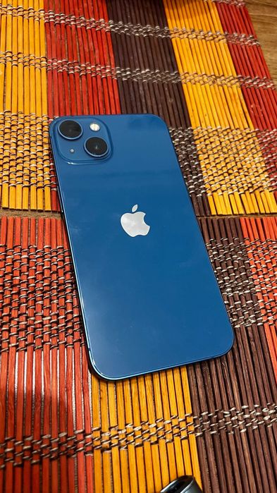 iPhone 13 Blue 128gb