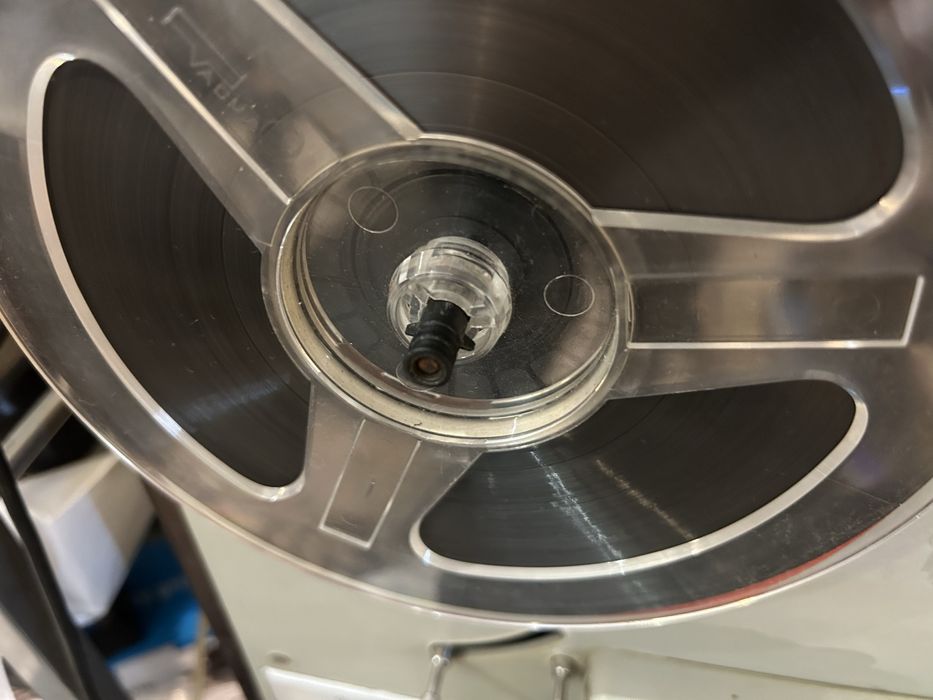 Катушечный магнитофон Снежеть-110