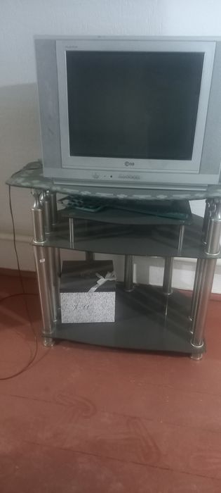 Продается телевизор