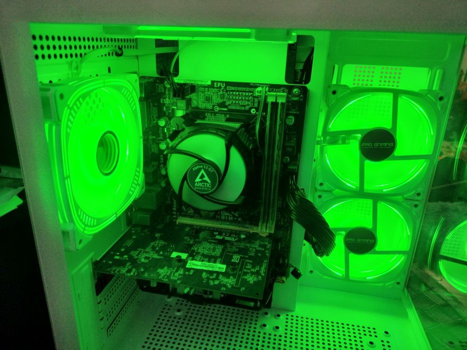 Pc in stare foarte bună