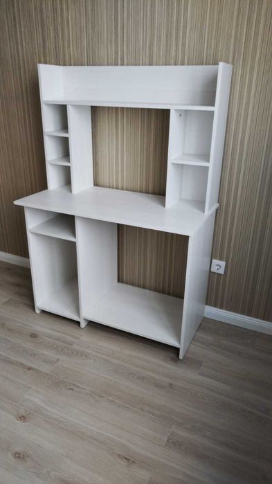 Рабочий стол ддя школьников