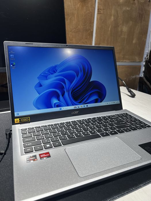 Ноутбук Acer Aspire 3 Ryzen 3 / 8GB / SSD 512GB