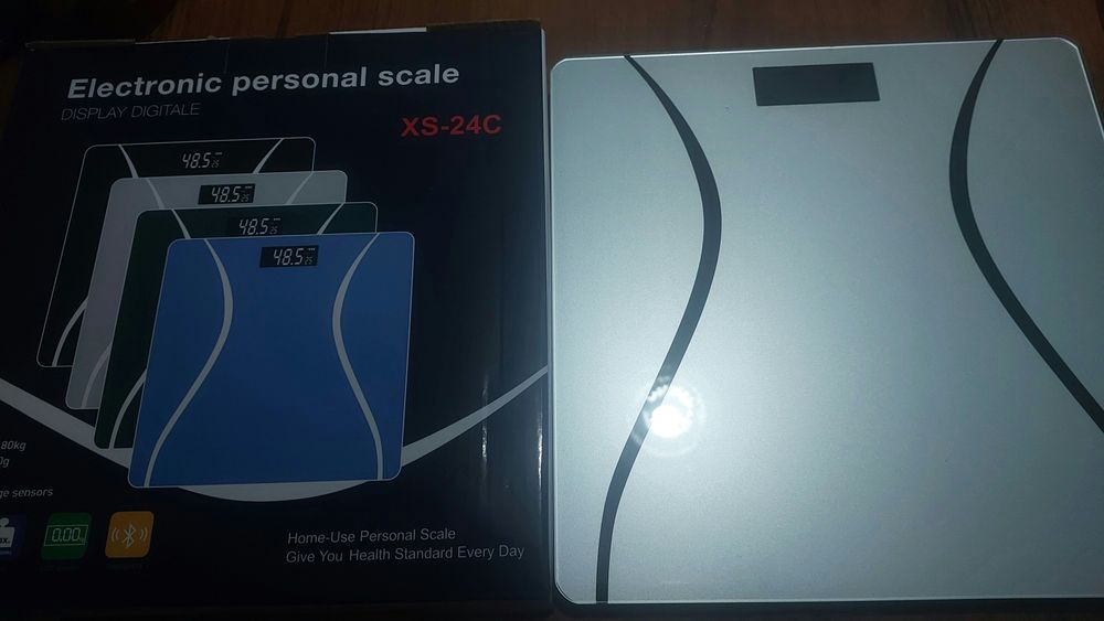 Напольные весы новые 180кг блютузом