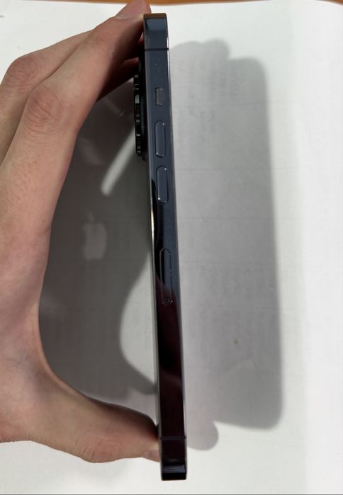 iPhone 14 Pro deep purple