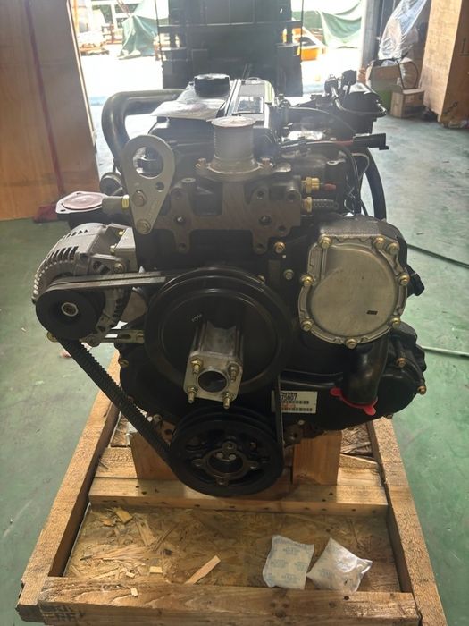 Продам двигатель Perkins 1104