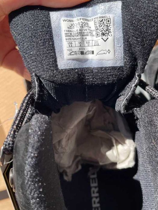 Bocanci pentru drumetie Merrell Moab 3 Mid GTX, culoare negru/gri, NOI in cutia originala