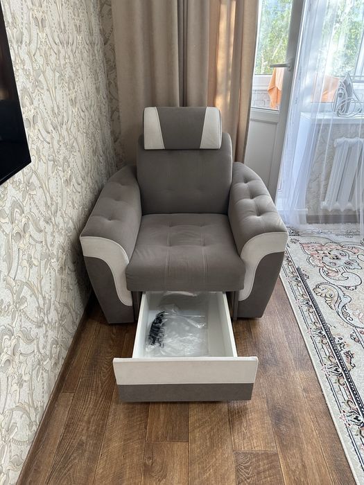 Кресло для зала