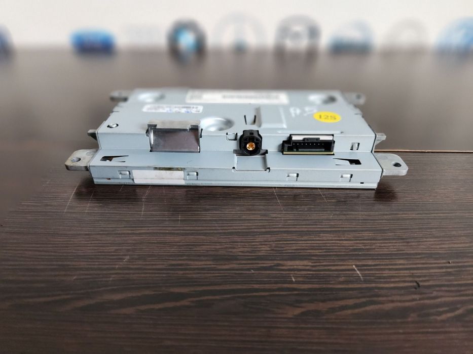 Display Navigatie Audi A5 8T Audi A4 B8 An 2007-2008-2009-2010-2011-2012-2013-2014-2015 Dezmembrez Audi A5 8T 2.7 Tdi Euro 5 Motor CGKA Cutie Automata
