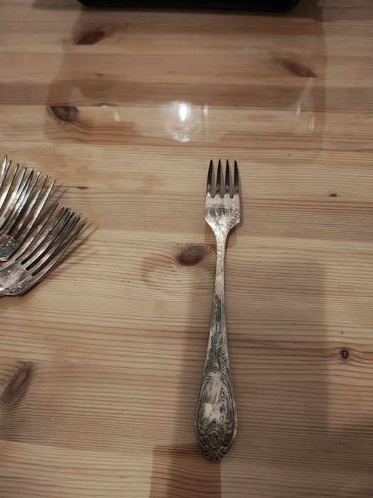 Set tacâmuri placate cu argint