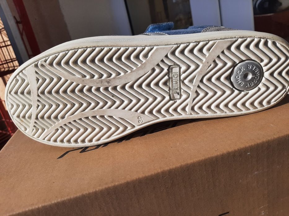 Primigi обувки 39