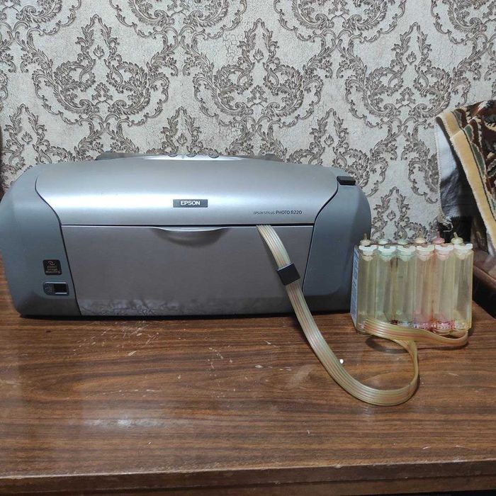 Принтер Epson r220