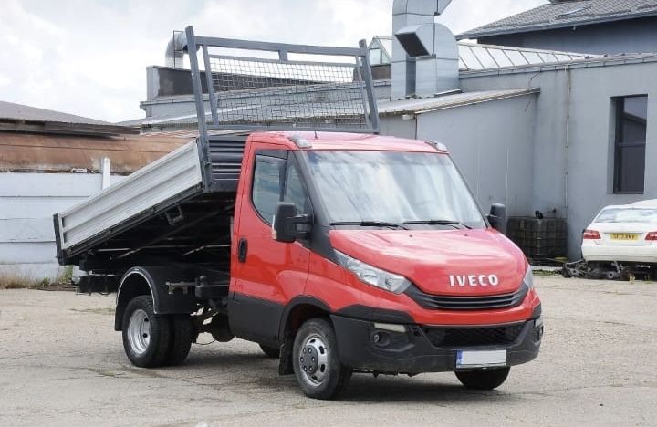 Iveco Daily basculabil anul 2016