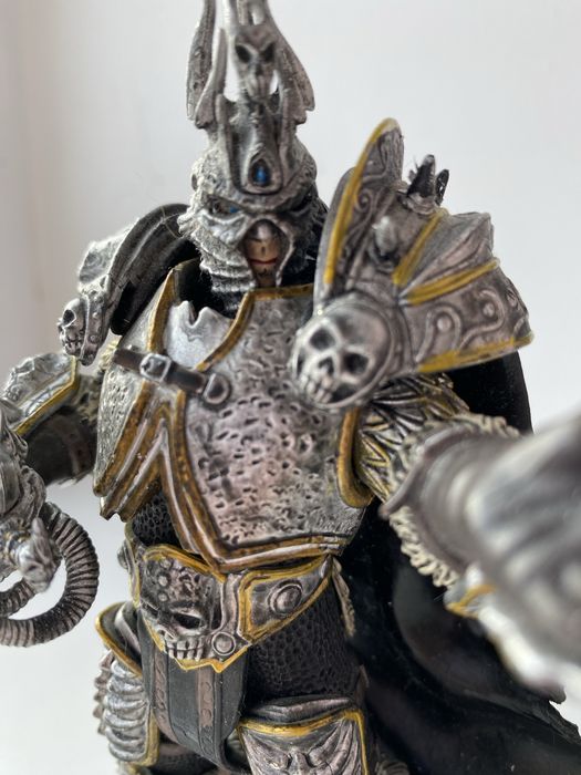 Колекционная фигурка Король Лич