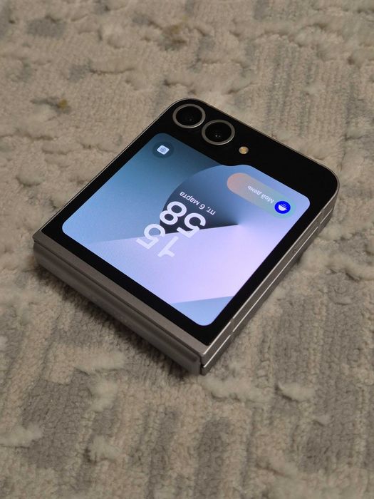 Продам Samsung Z Flip 6 256 gb