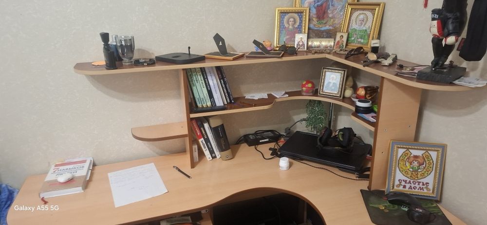 Стол компьютерный