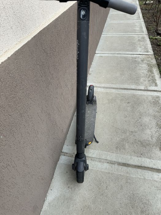 Trotineta ninebot de piese.