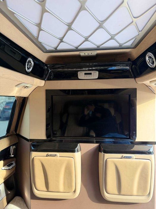 Sotuvda Kia Carnival Hi-limousine