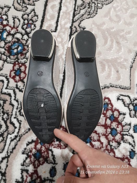 Oyoq kiyim tufli 37 razmer