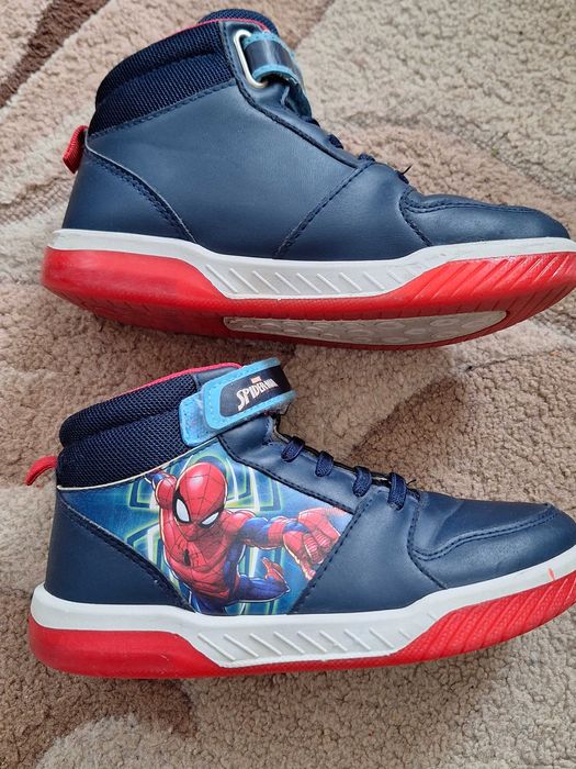 Зимни боти за момче 32 н. - 25 лв