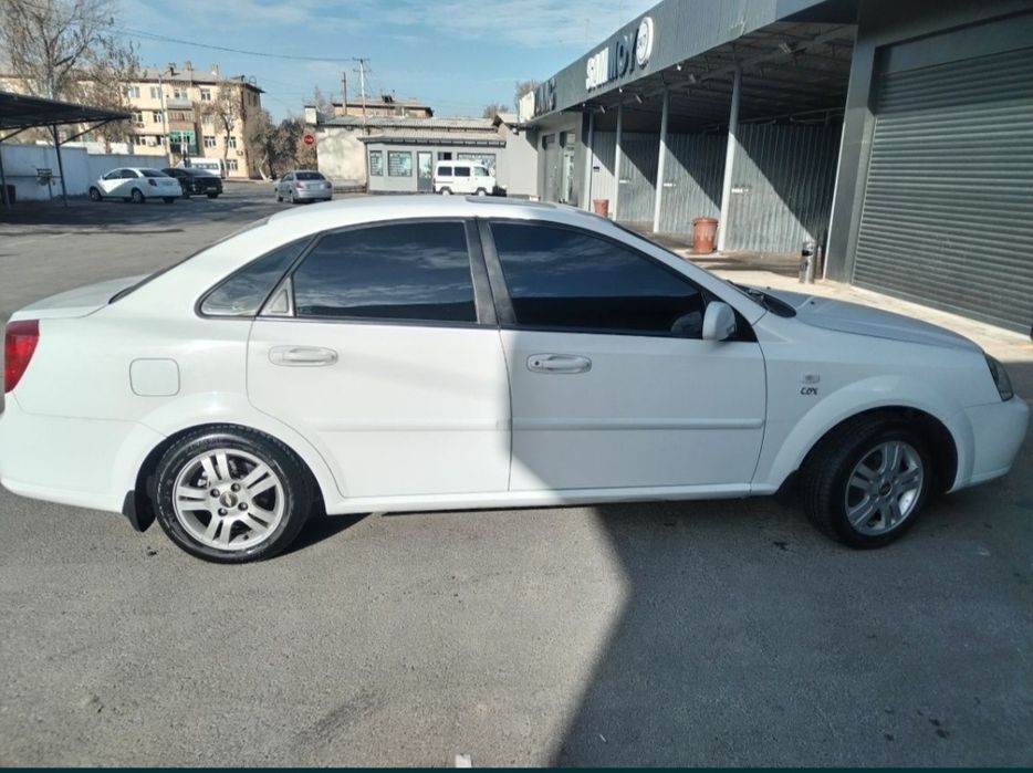 Lasetti 2013 1.6 toza