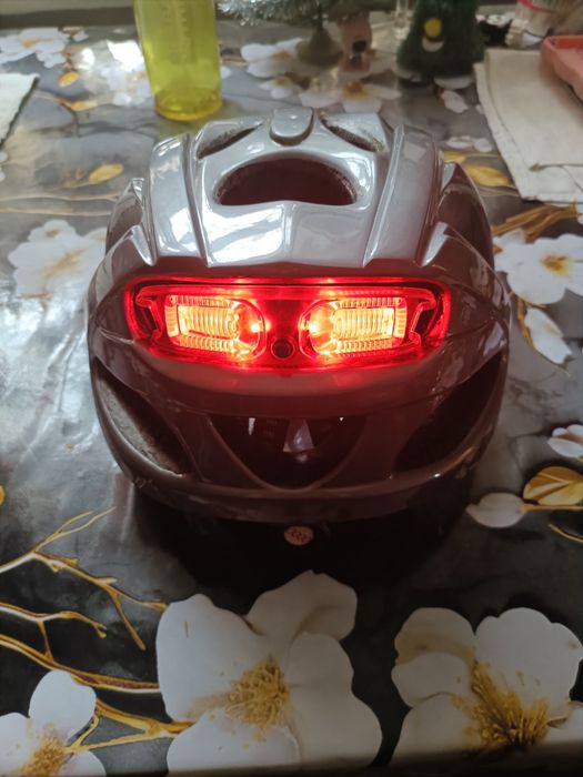 Продаю Велосипедный шлем