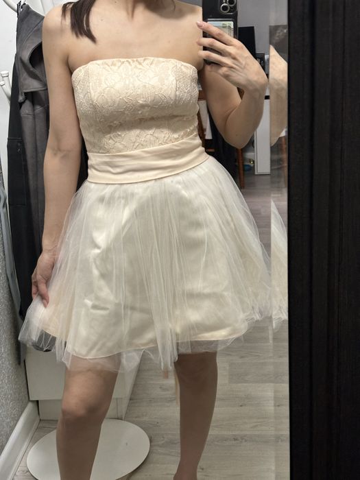 Платье коктейльное