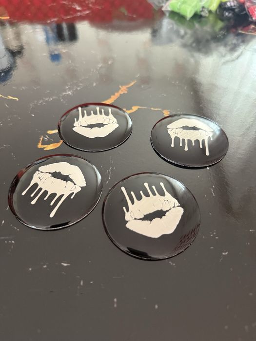 Капачки и стикери за джанти