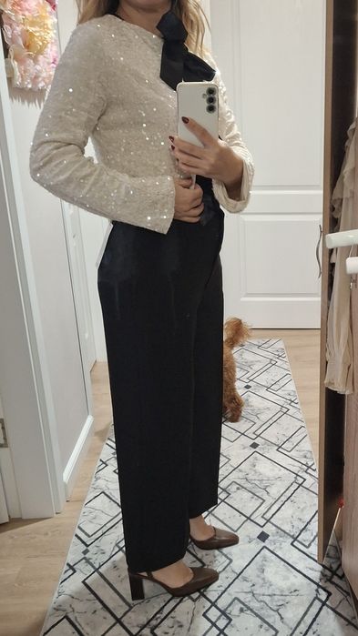 Zara нов панталон черен