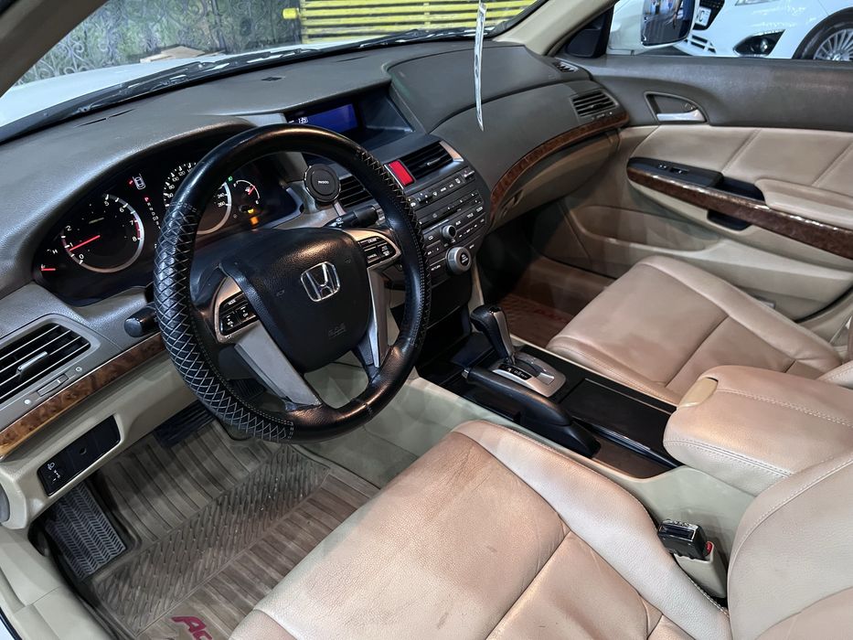 Honda accorrd 2008 йил