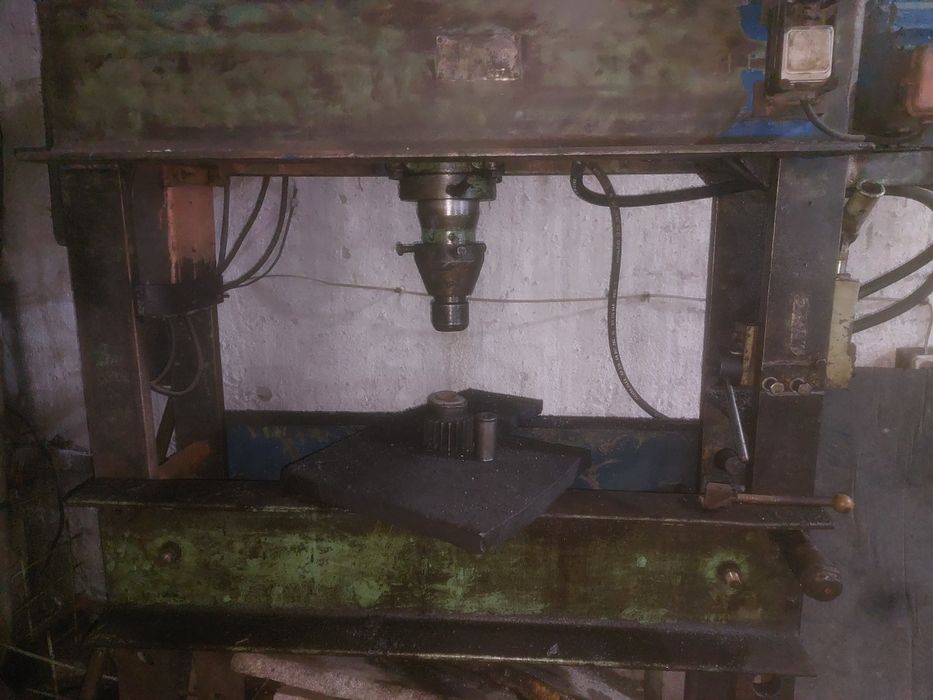 Гидровлический пресс