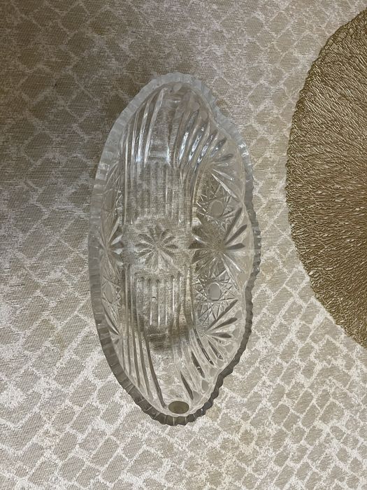 Продам хрустальные салатницы