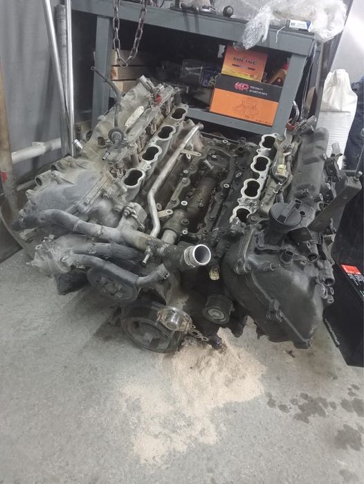 Двигатель тойота 200 4.6 бензин 1UR-FE