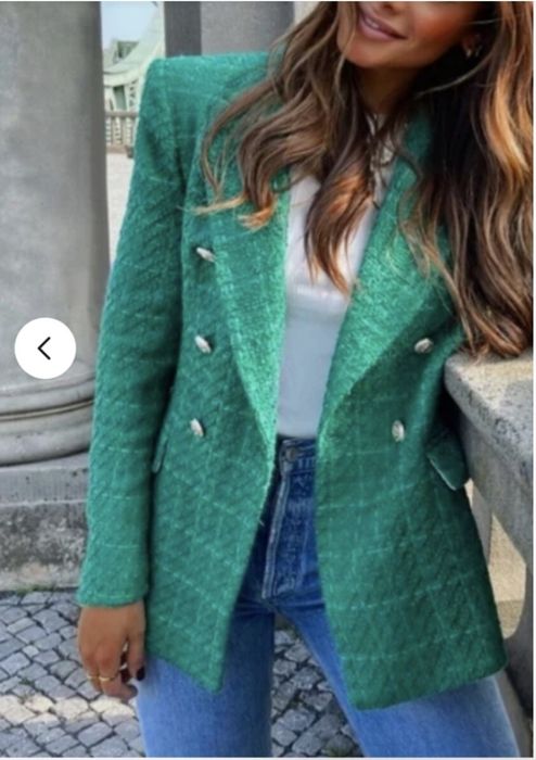 Сака и костюми на zara