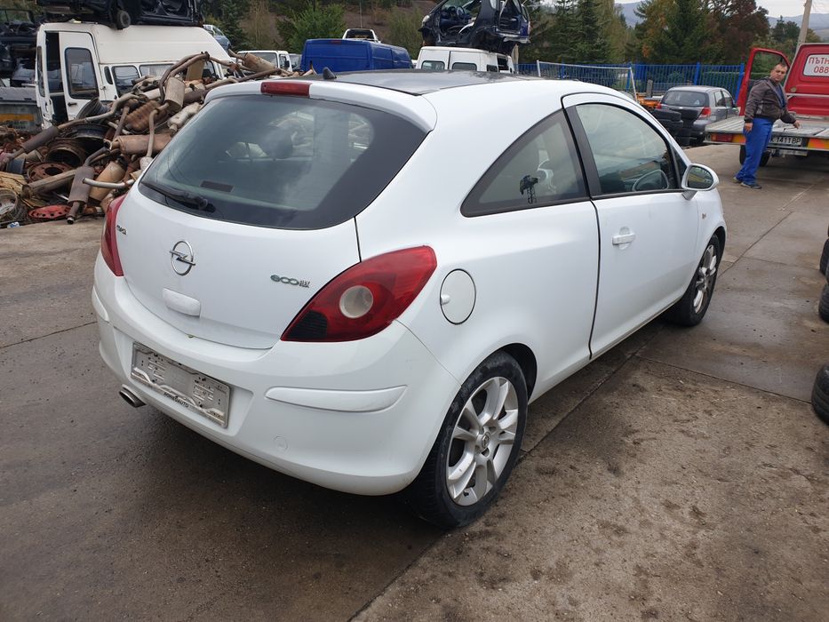 Опел Корда Д 1.3 cdti на части