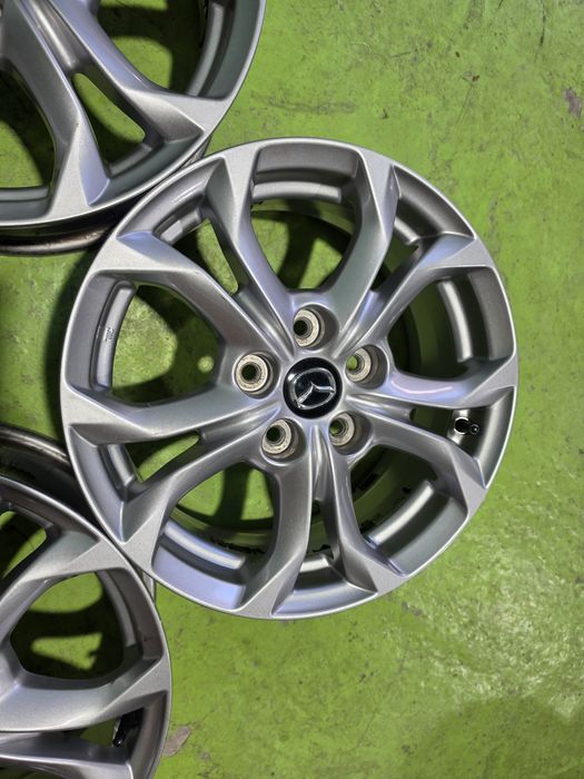 16 5x114.3 Mazda лети джанти 5х114.3 мазда