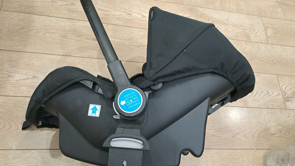 Продам автолюльку