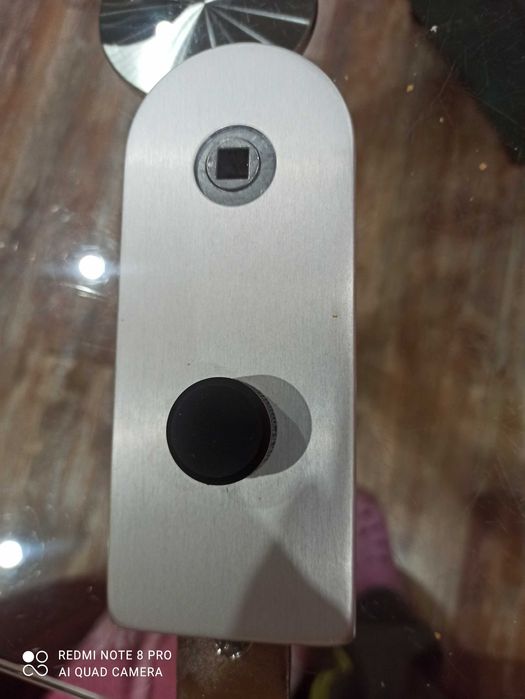 Чисто нова брава Дорма за стъклени врати