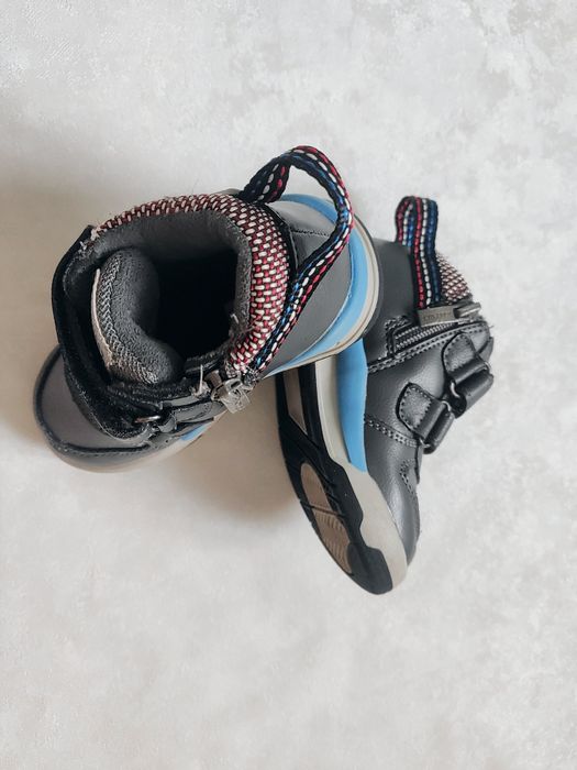 Демисезонные ботинки для мальчика. 22рр