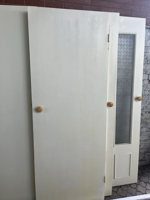 Продам Двери 5 шт