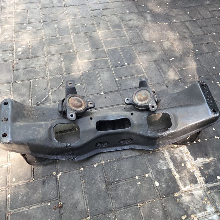 Передняя балка subaru tribeca