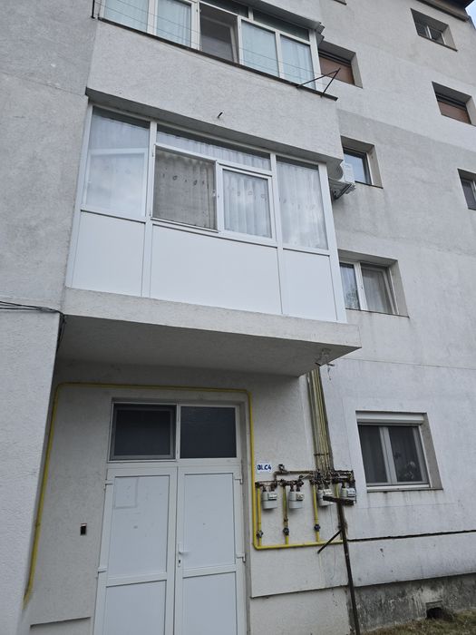 Apartament cu 3 camere