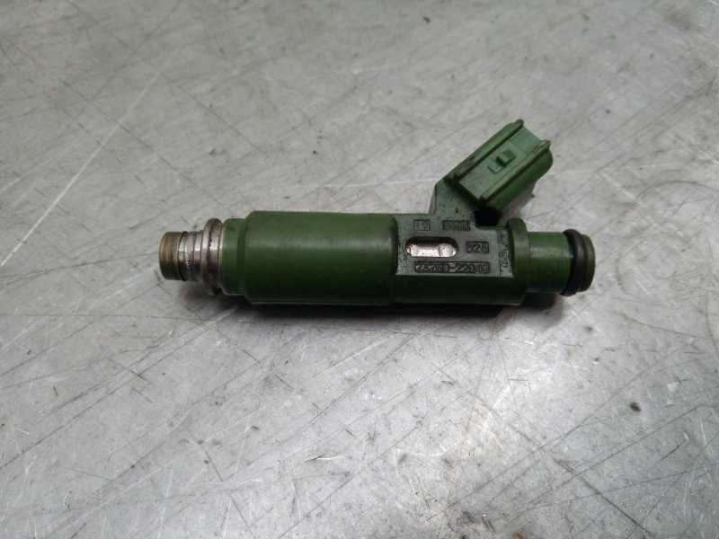 топливная форсунка двигателя