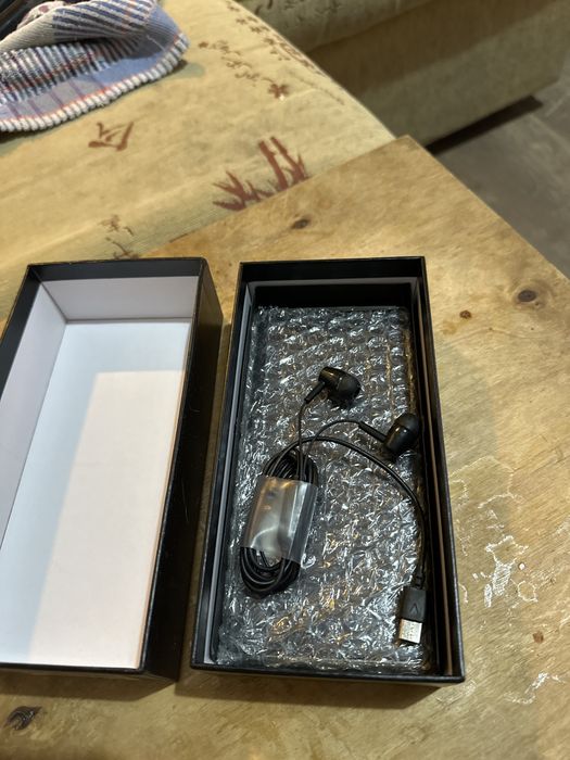 Продам S25 Ultra