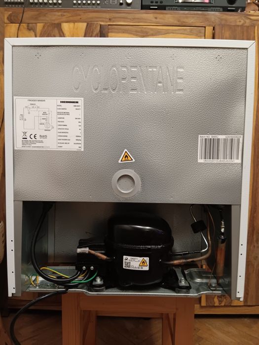 Mini frigider HEINNER că nou