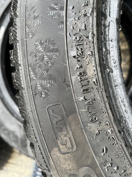 235/55/17 зимни гуми Semperit