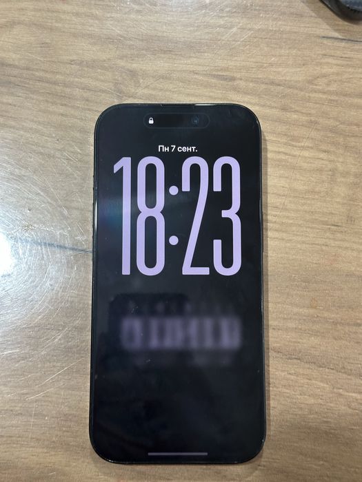 Iphone 16 pro black