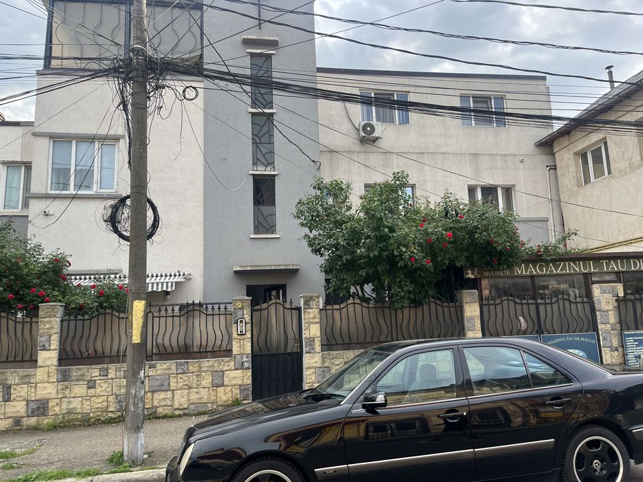 Apartament Ultracentral Parter Vilǎ